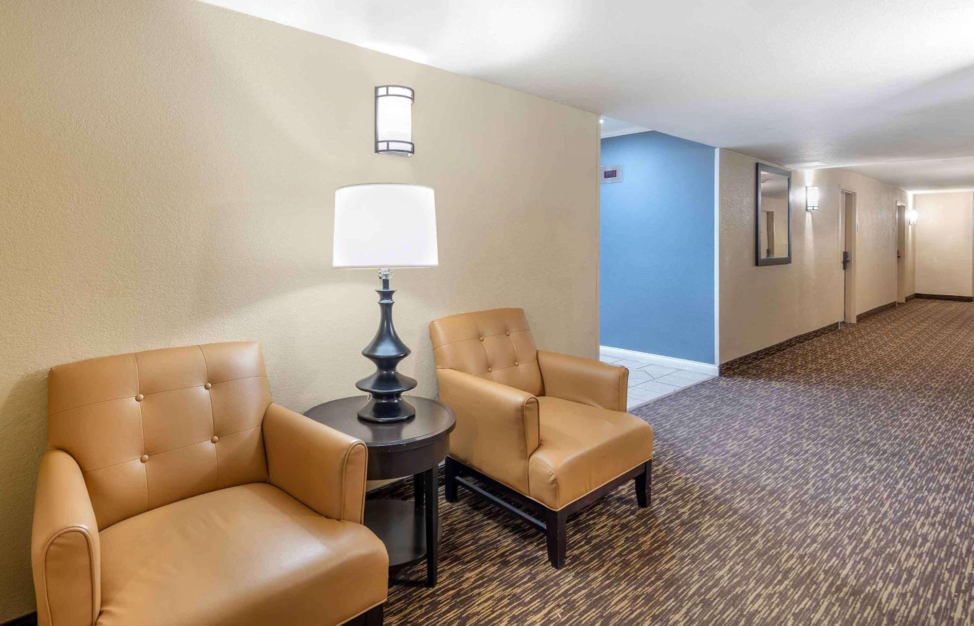 Extended Stay America Select Suites - Chicago - Westmont - Oak Brook Exterior foto